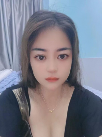 肤白貌美小骚货