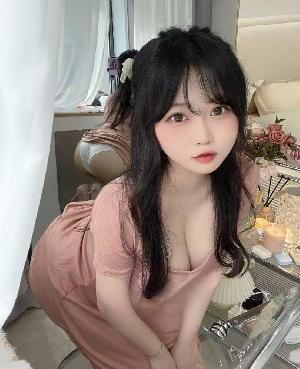 大奶妹逼紧水多
