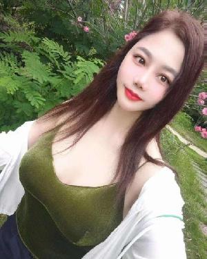 SM三通潮喷女神樱桃