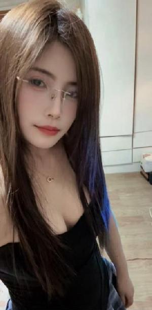 秦淮子希