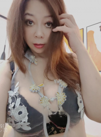 长宁巨乳熟女姐姐