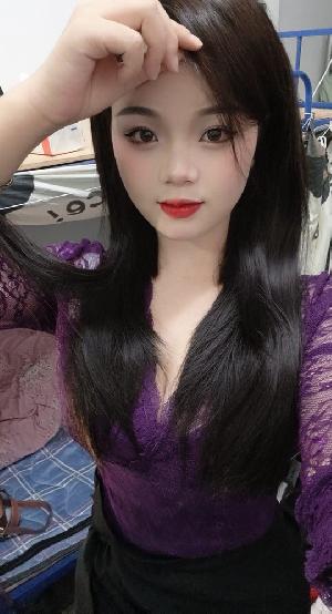 性格开放主动妹妹