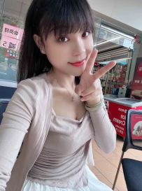 小巧精致抱起来举高高