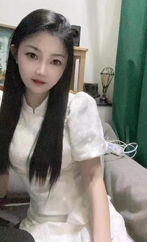 南山纯欲彤彤