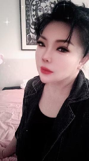 熟女泻火莹莹