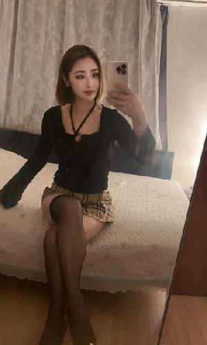 石溪短发少妇