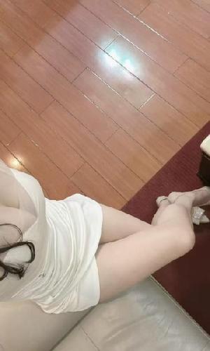 风骚丝袜美腿姐姐