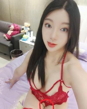 潭村美胸翘臀水多多