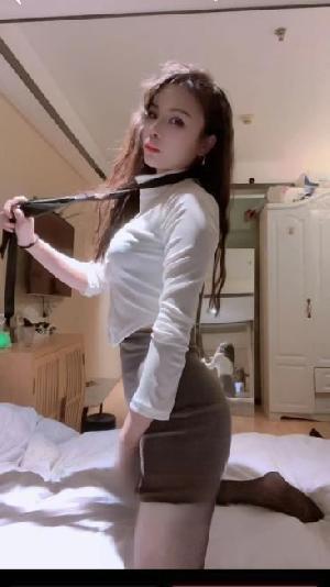 气质长腿御姐水多啪啪