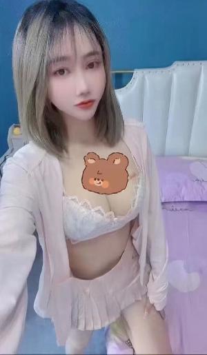 C胸颜值妹子体验