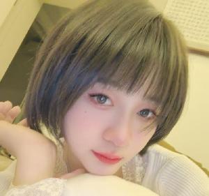 短发小少妇小慧