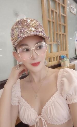 罗湖3张熟女岚姐