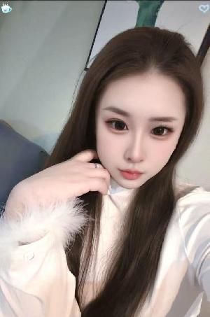 高颜值三通大胸妹妹