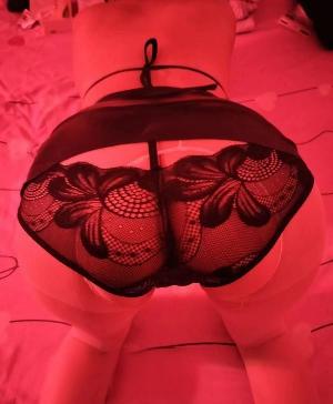 红山动物园附近少妇