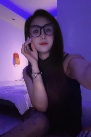 黑丝秋秋老师