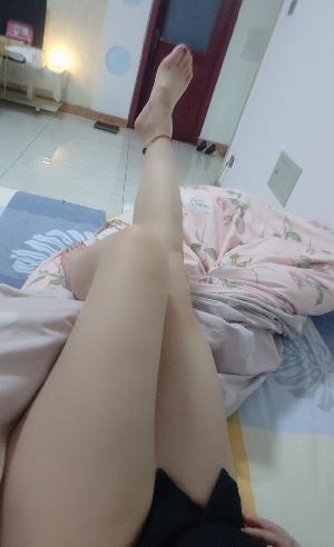 颜值高丰满小骚货
