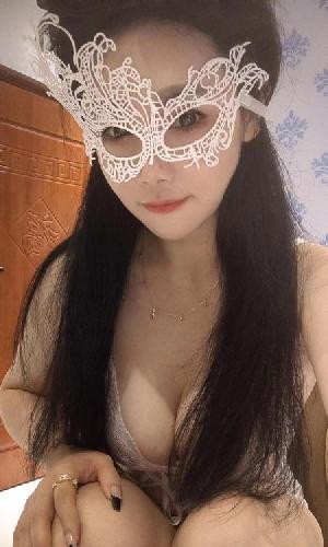 可舌吻69的艳舞若一