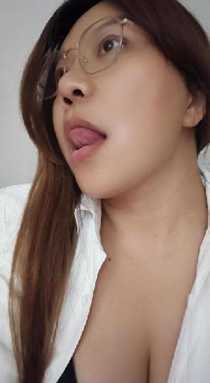 眼镜大臀骚熟