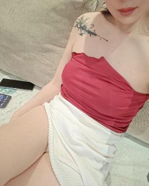 深喉纹身骚货