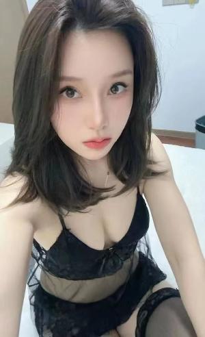 口活天花板露露