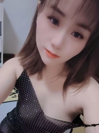 大屁股黑丝少妇