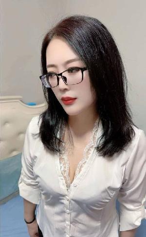 下沙性感嫩妹