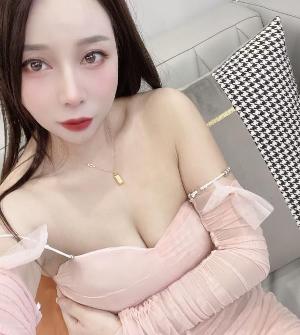 风韵迷人小荡妇
