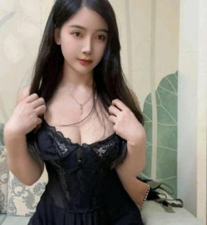 蜜桃臀性感御姐