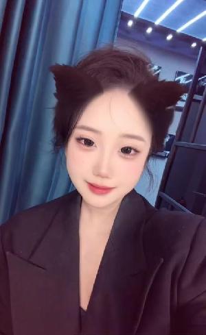 新区舌吻lucky