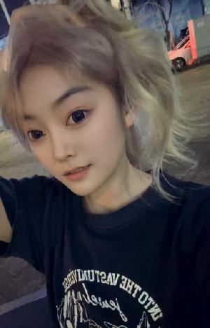 西门大胸一一