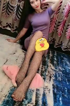 长春美女颜如玉