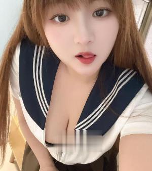 大胸情趣制服姐姐