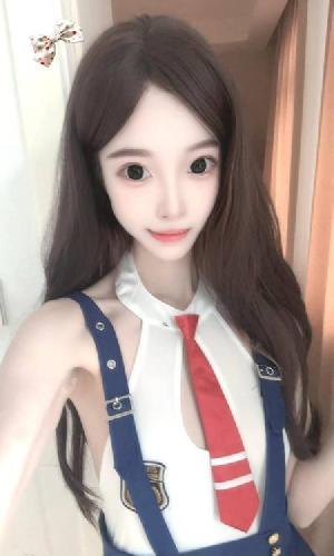 白皙长腿MM