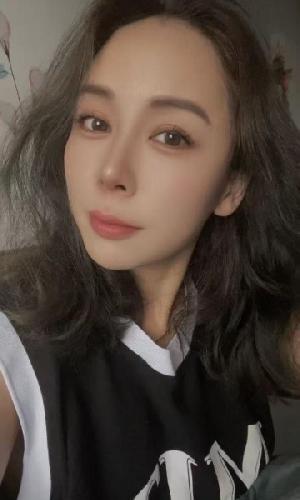 滨湖个人小姐姐