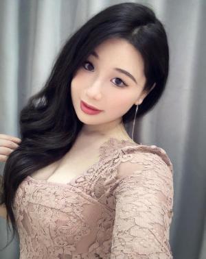 cbd翘臀大奶柚子