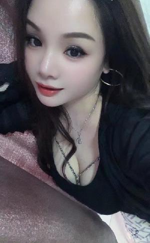 性欲强的大奶妹