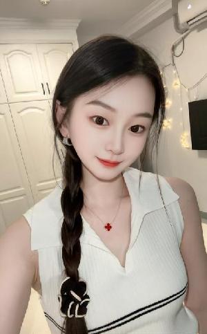 拱墅果果小女友