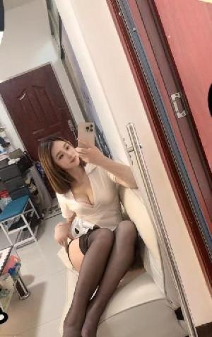 梅花园小少妇