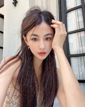 高挑颜值长腿气质老师