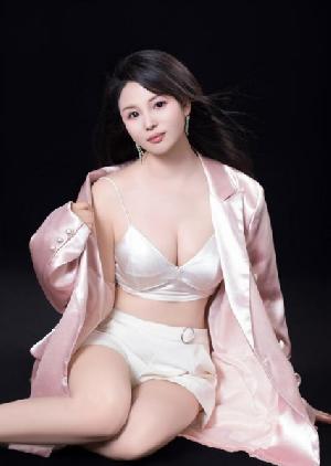 武昌小妮子