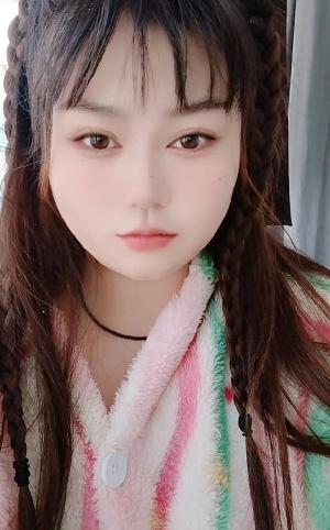性感丰满妹妹皮肤超润