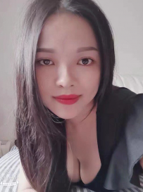 双龙大道地铁口的可乐