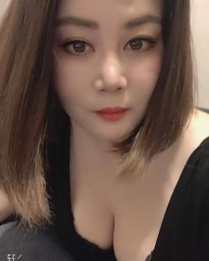 瑜伽蜜臀E波骚糖糖