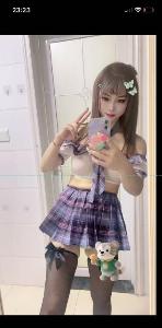 可亲苗条骚妇