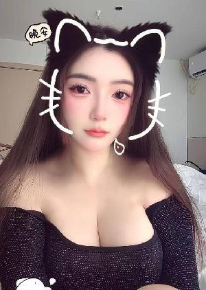 川音巨乳洛老师
