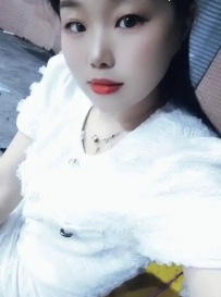 丰满大胸妹