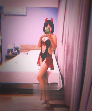 性感尤物小姐姐