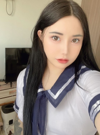身材好颜值高年轻妹子