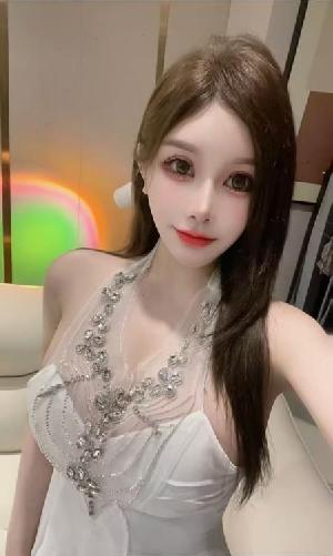 包河大胸美女