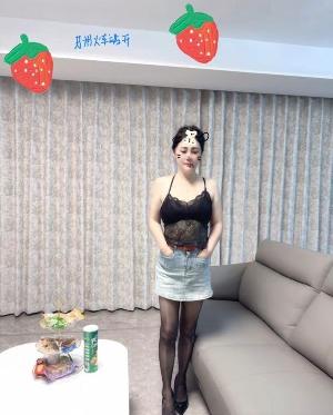 风情万种的少妇